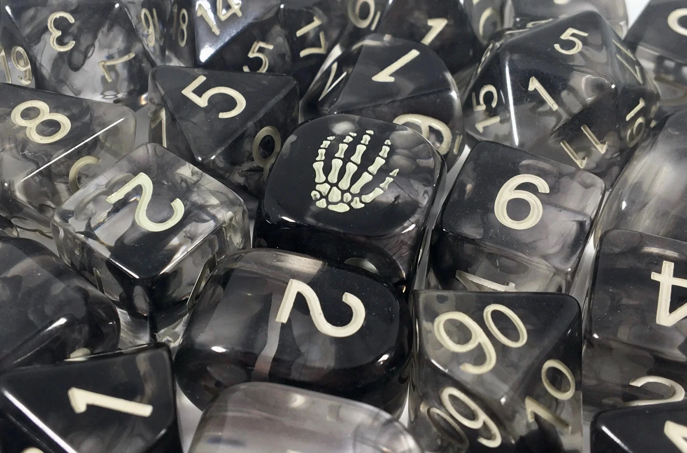 Diffusion Colors — Role 4 Initiative dice color