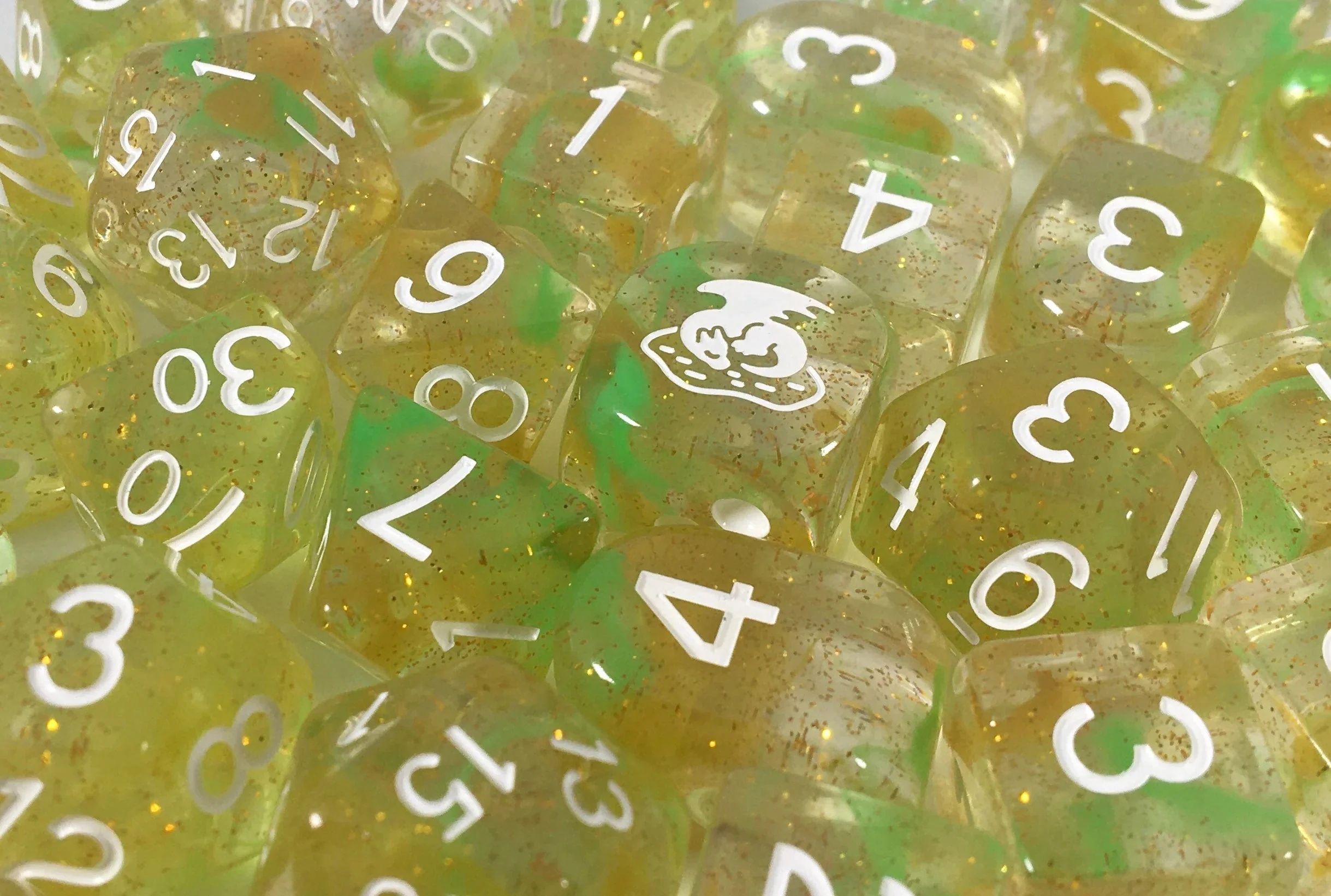 Diffusion Colors — Role 4 Initiative dice color